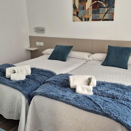 Tres Torres Apartamento Turistico Almoharin Ngoại thất bức ảnh