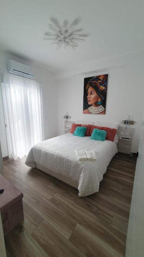 Tres Torres Apartamento Turistico Almoharin Ngoại thất bức ảnh